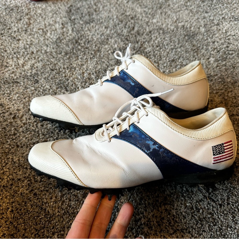Women’s FootJoy LoPro Size 8 Custom Golf Shoes with American Flag